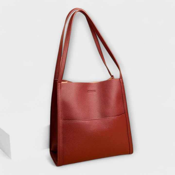 Bolso de piel hecho a mano