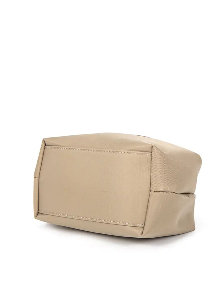 Bolso dumpling bicolor de hombro y bandolera
