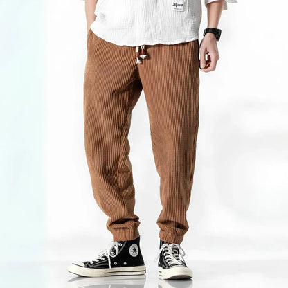 Moderne Cordhosen