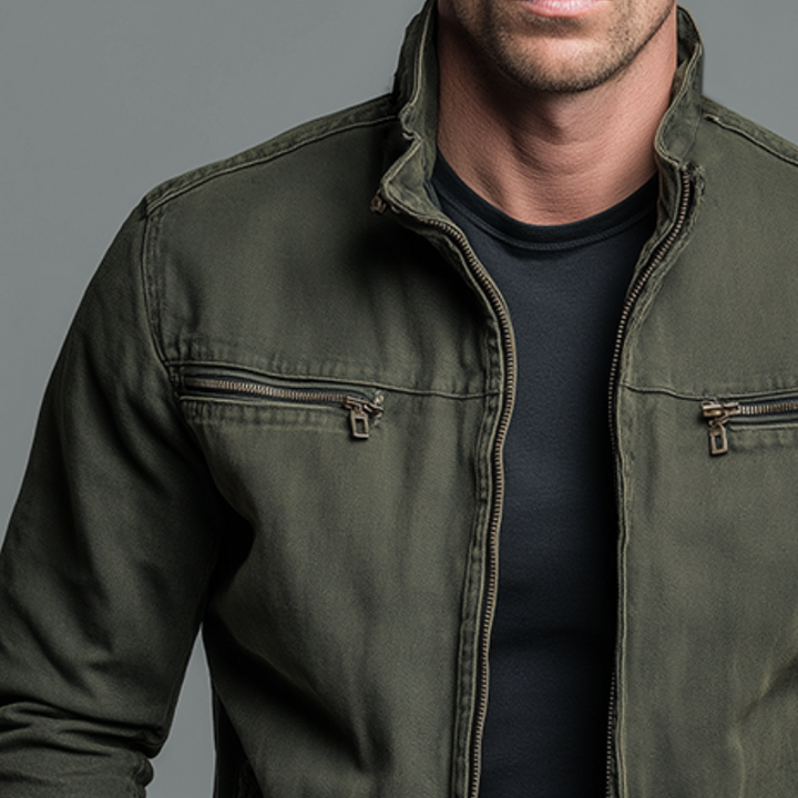 Chaqueta con cuello alto