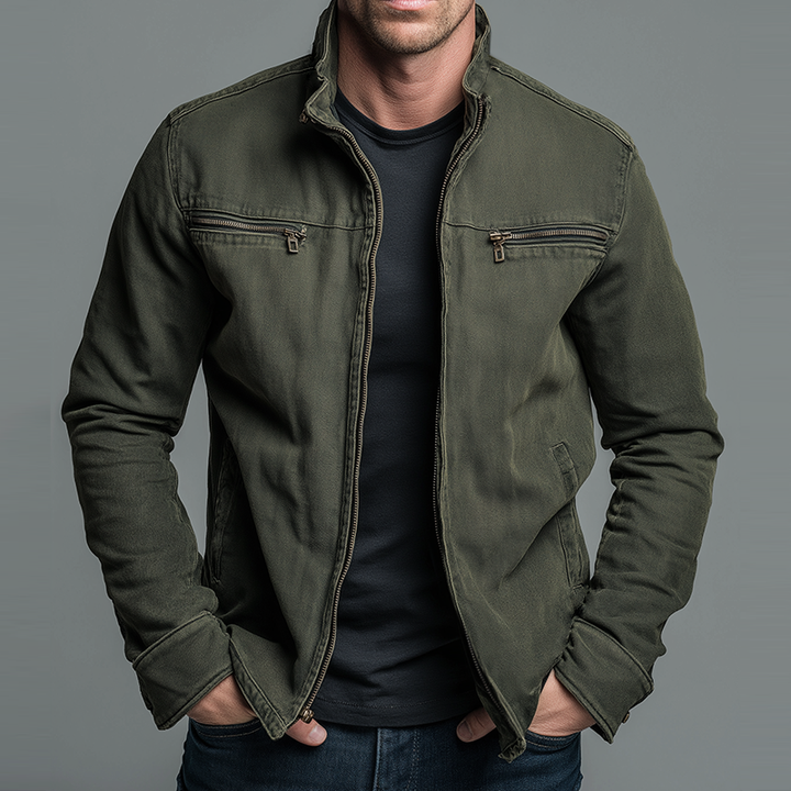 Chaqueta con cuello alto