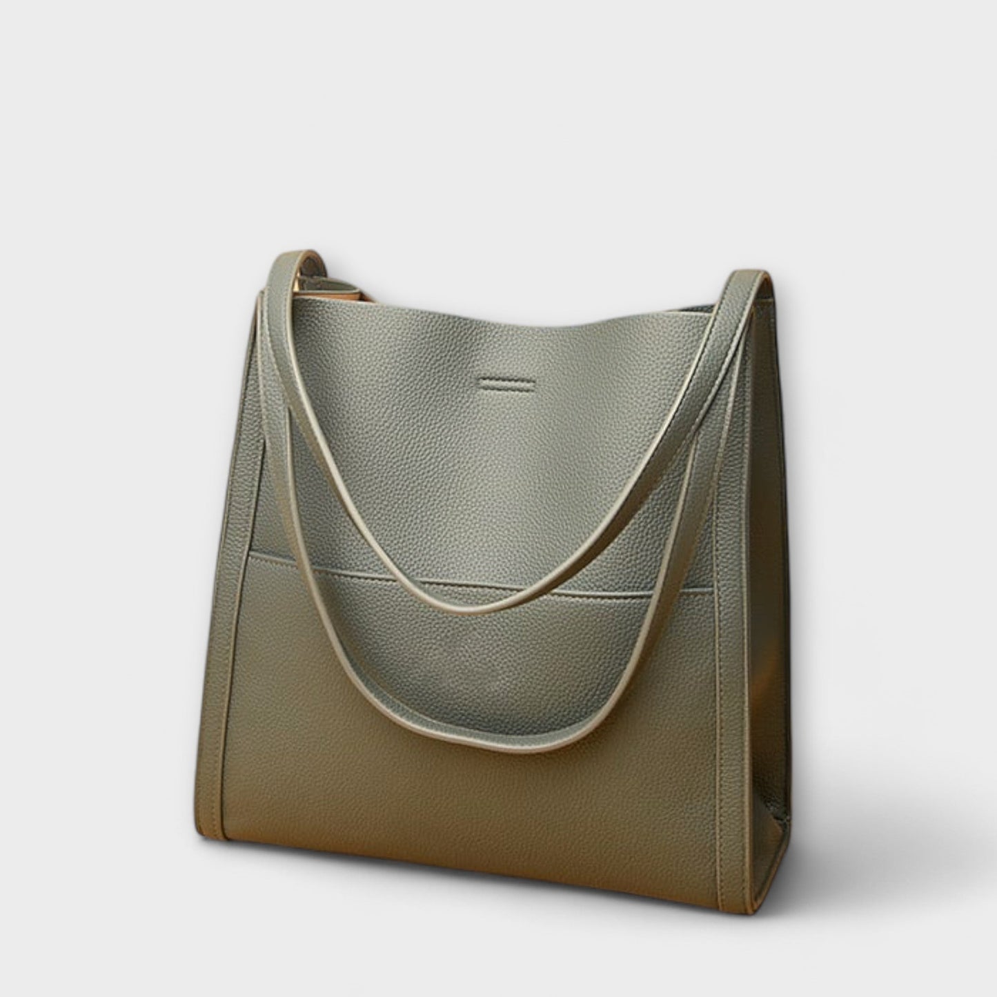 Bolso de piel hecho a mano