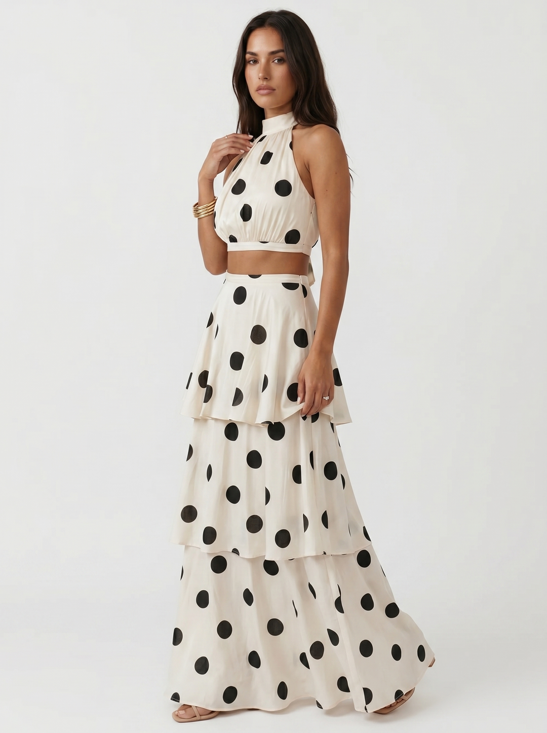 Conjunto de top y falda larga con estampado de lunares
