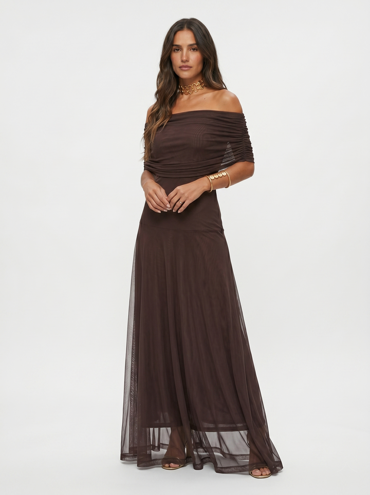 Maxi vestido elegante y minimalista