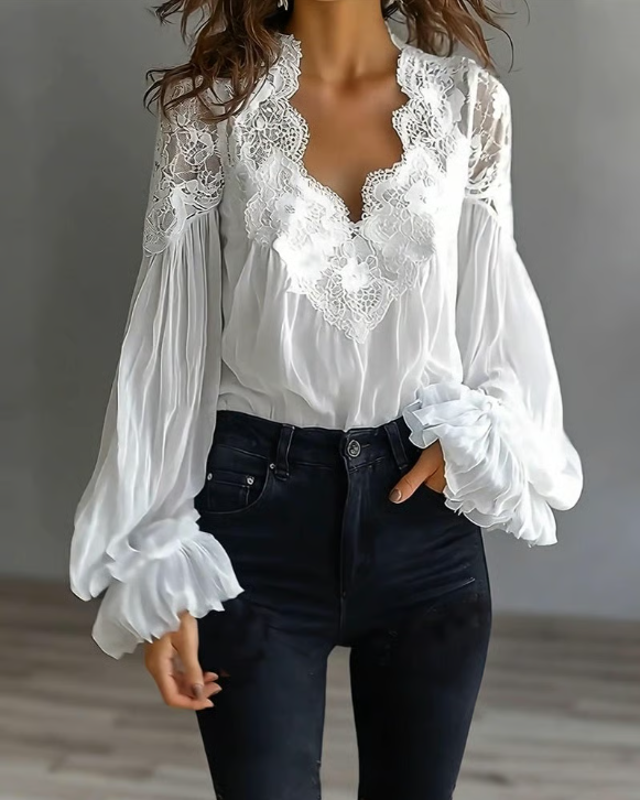 Blusa floral con mangas abullonadas