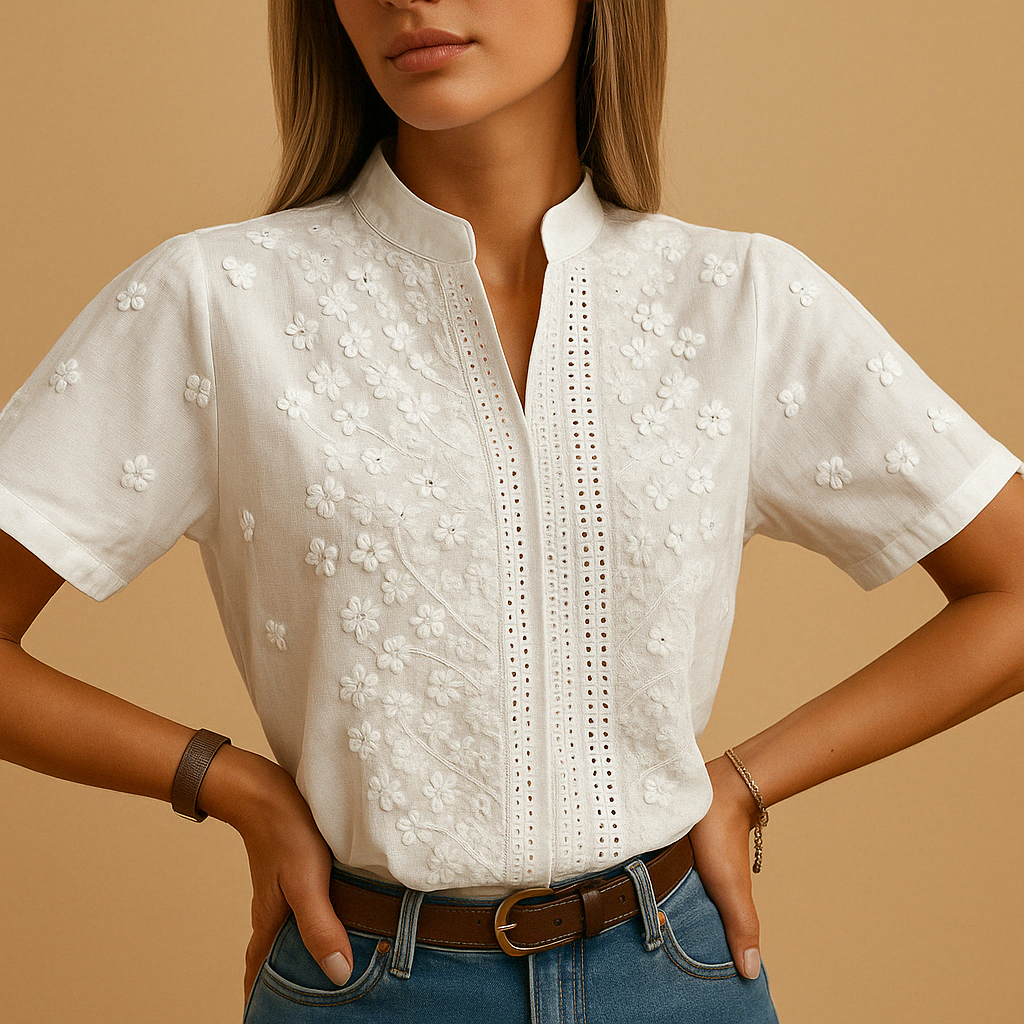 Blusa blanca con cuello